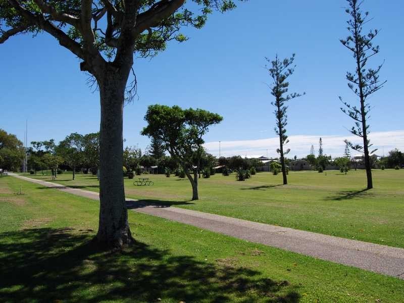 Unit 7/126 Marine Parade, Southport QLD 4215