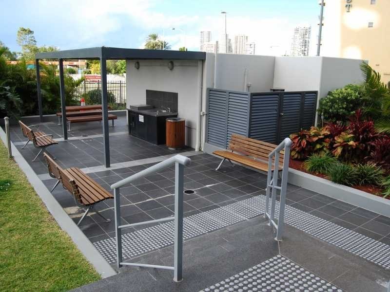 Apartment 1104/4 Como Crescent, Southport QLD 4215
