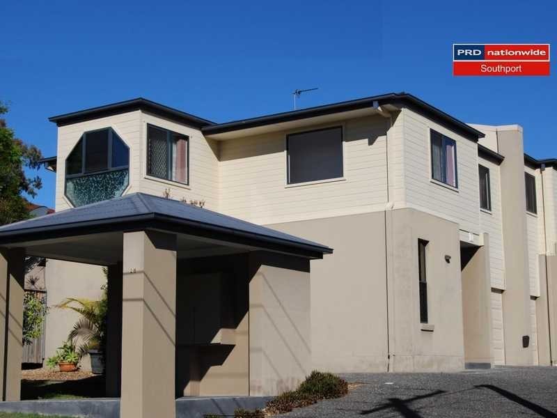 Unit 1/28 Blake Street, Southport QLD 4215