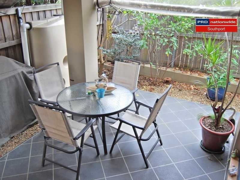 Unit 1/28 Blake Street, Southport QLD 4215