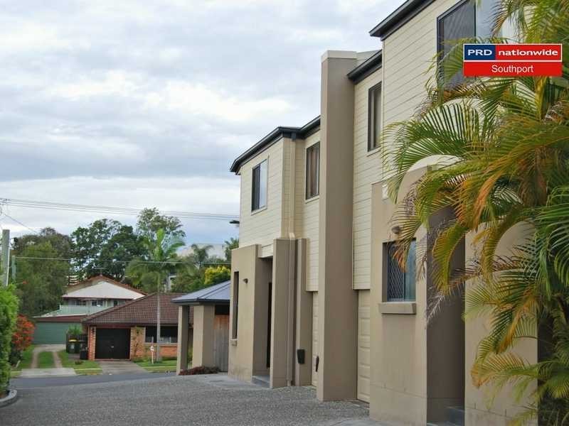 Unit 1/28 Blake Street, Southport QLD 4215
