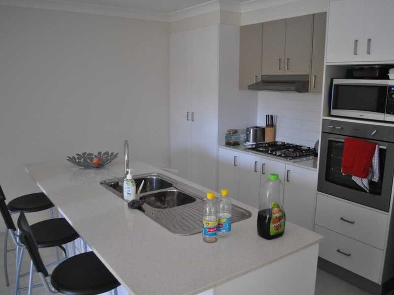 45 Kingsford Drive, Coomera QLD 4209