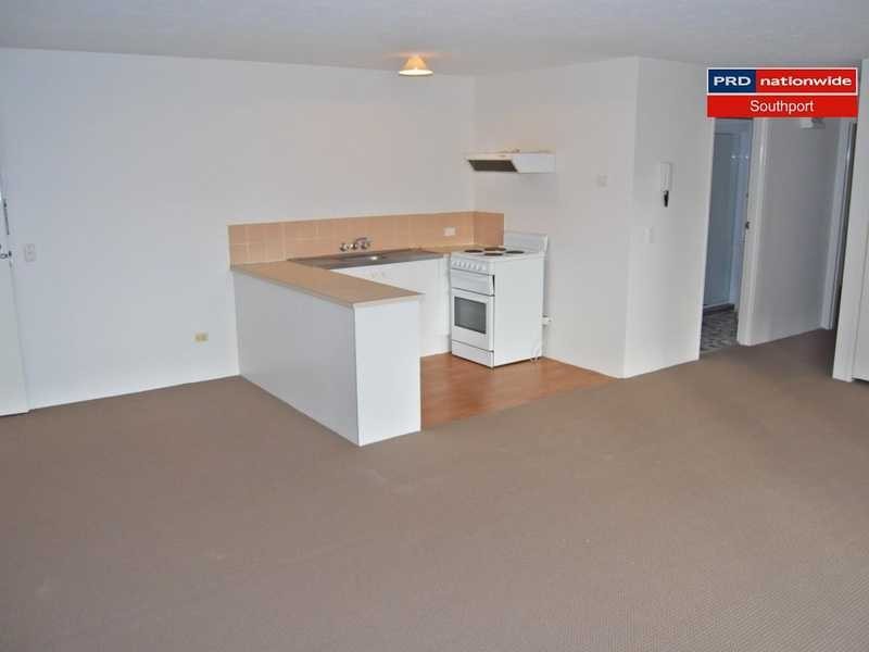 Unit 5/5-7 High Street, Southport QLD 4215