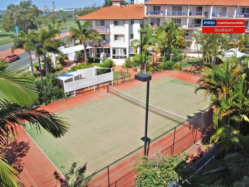 Unit 105/148 Marine  Parade, Southport QLD 4215