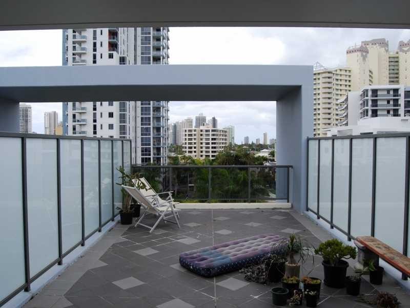 Apartment 406/3 Como Crescent, Southport QLD 4215