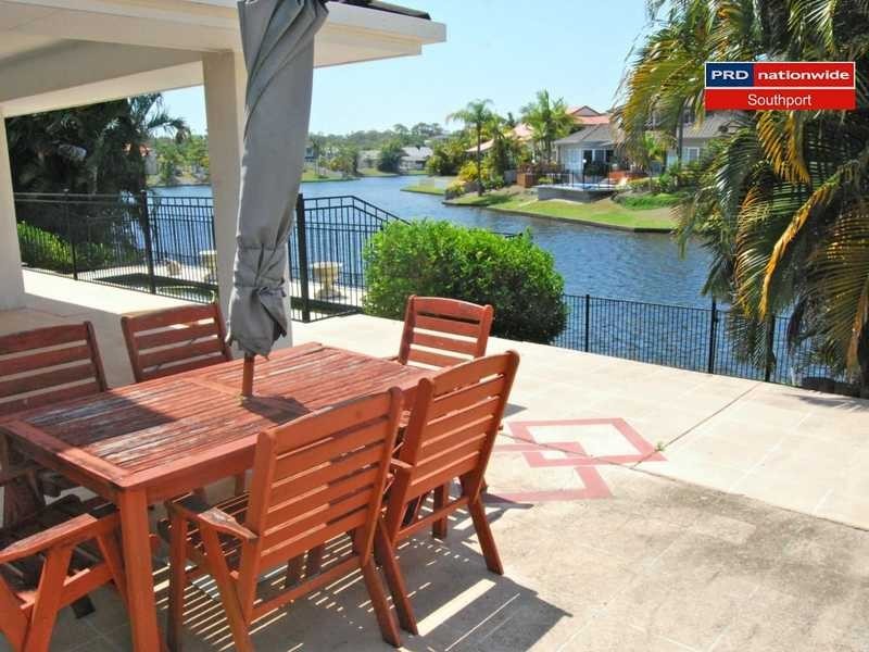 66/40 Cotlew Street East, Southport QLD 4215