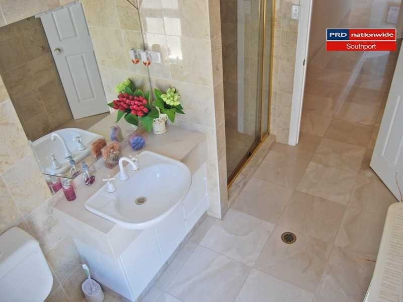 66/40 Cotlew Street East, Southport QLD 4215