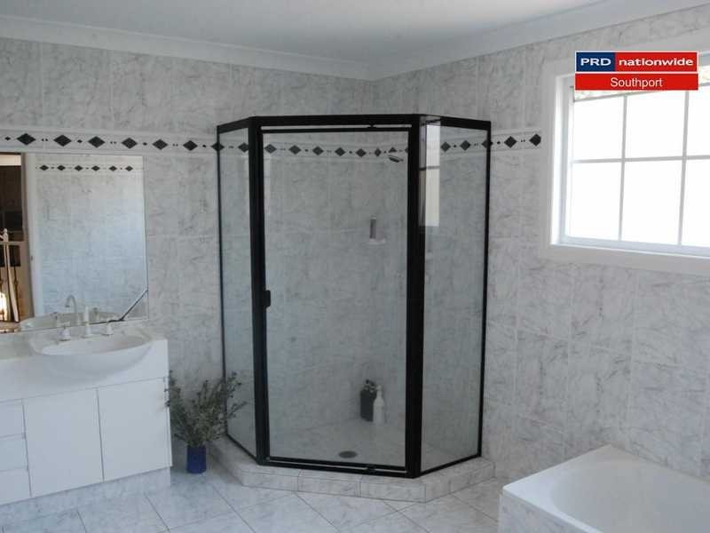 66/40 Cotlew Street East, Southport QLD 4215