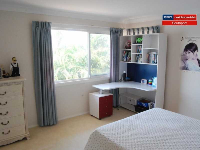 66/40 Cotlew Street East, Southport QLD 4215