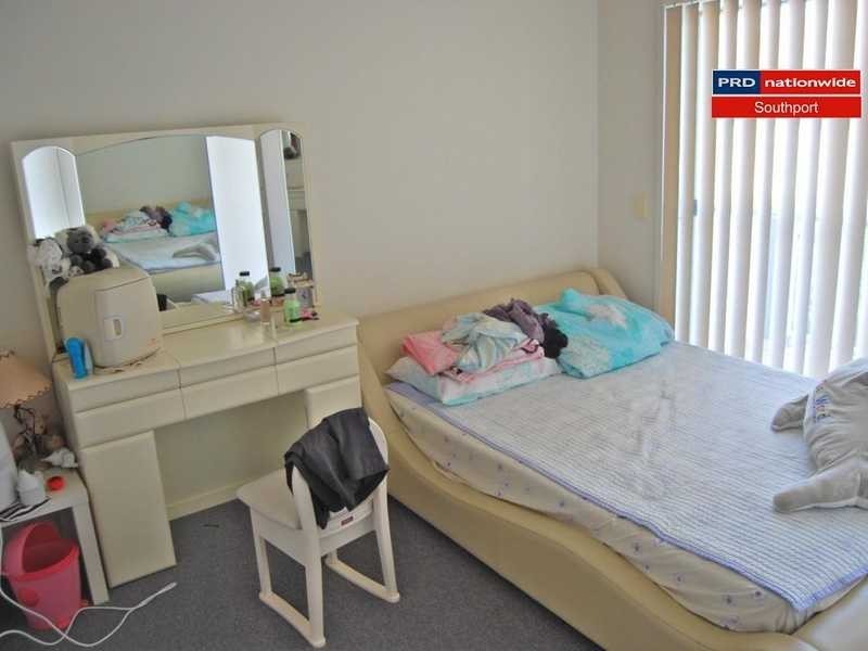 Unit 18/12 Lloyd Street, Southport QLD 4215