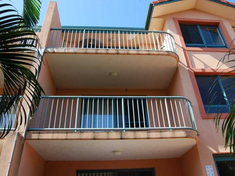 Unit 16/88 High Street, Southport QLD 4215