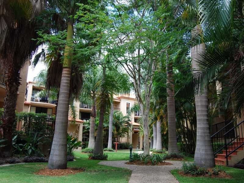 Unit 39/61 North Street, Southport QLD 4215