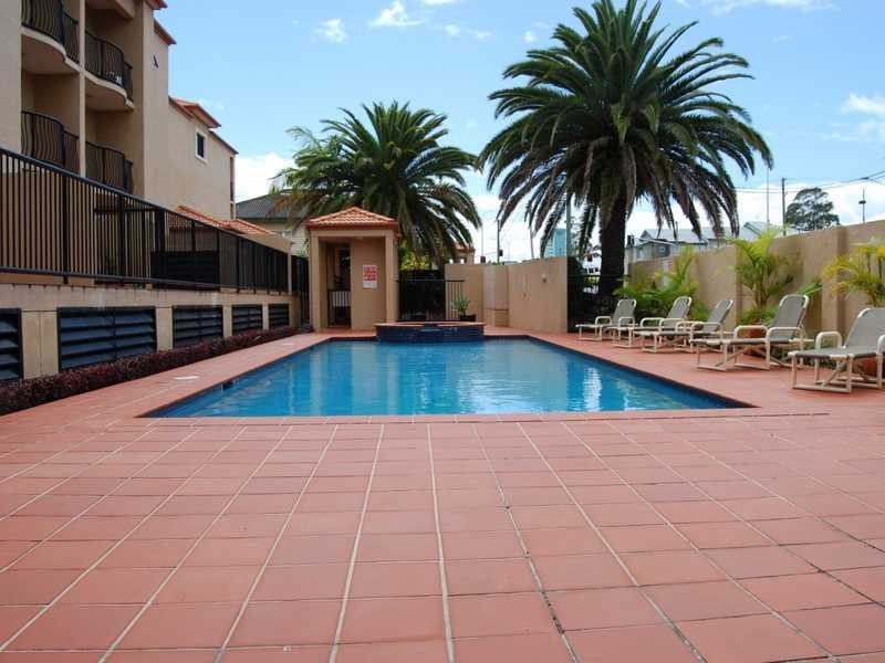 Unit 39/61 North Street, Southport QLD 4215