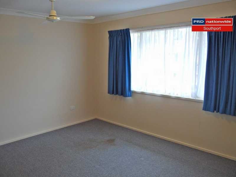 Unit 12/21 Usher Avenue, Labrador QLD 4215