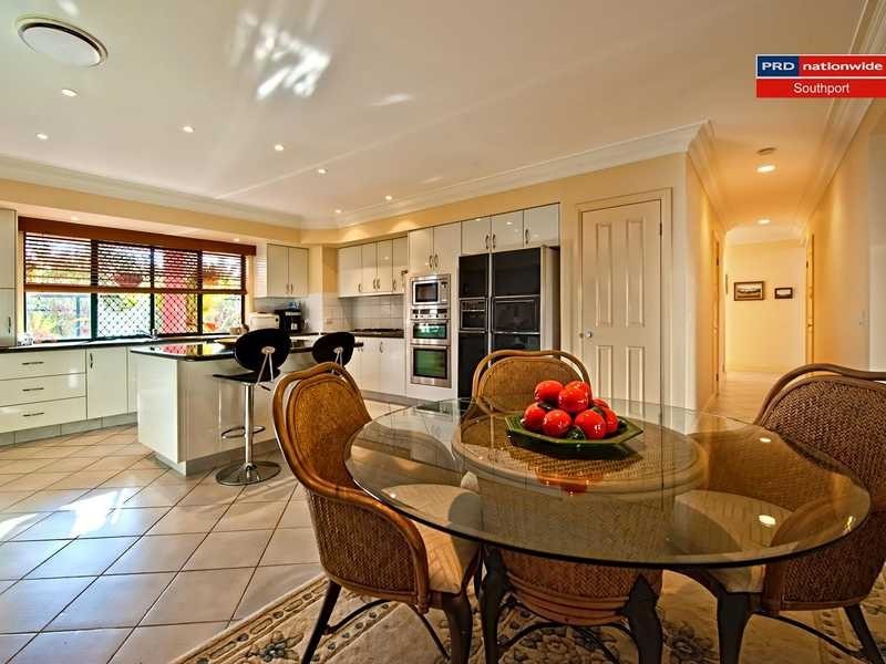 140/40 Cotlew Street East, Southport QLD 4215