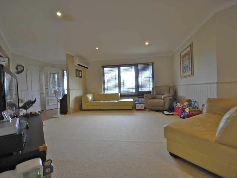 42 Paddington Drive, Carrara QLD 4211