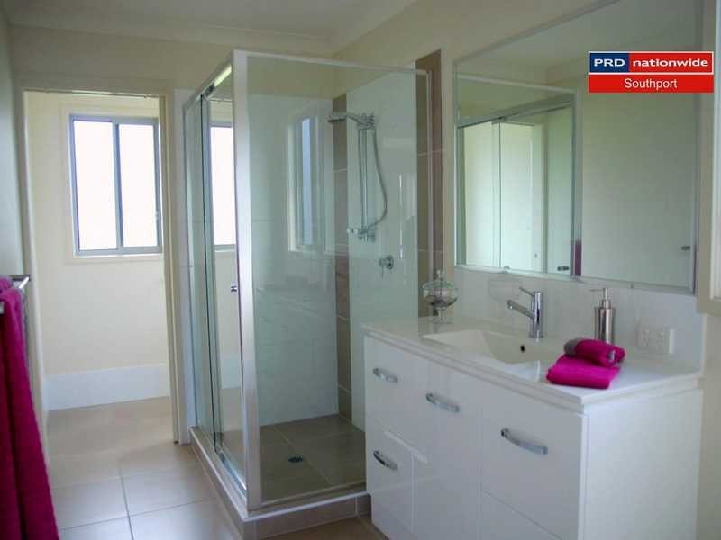 124-130 Central Street, Labrador QLD 4215