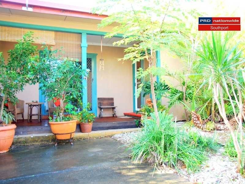 14 Joan Street, Southport QLD 4215