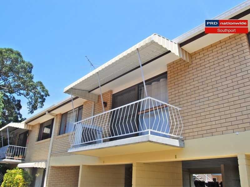 Unit 4/29 Bath Street, Labrador QLD 4215