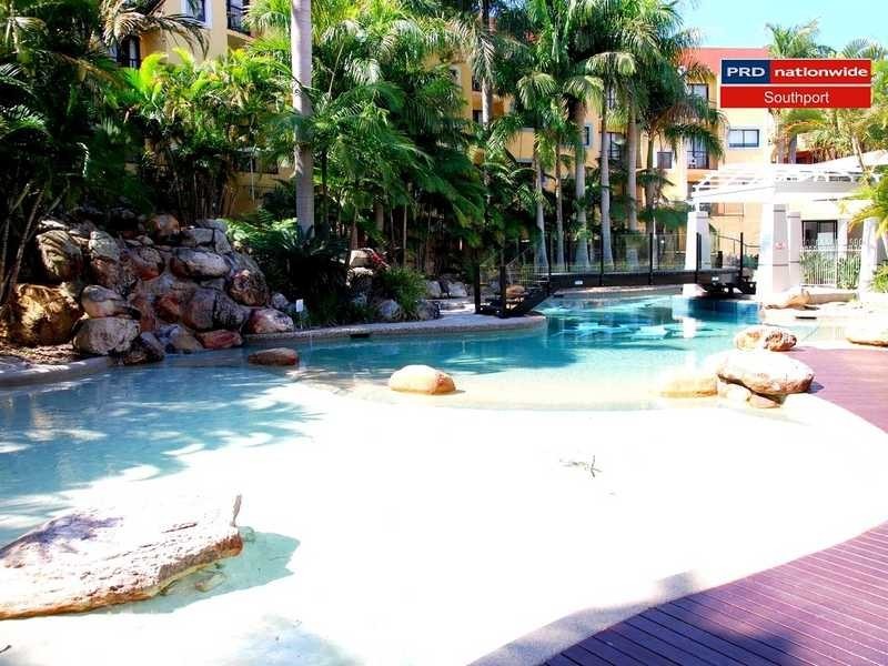 Unit A36/1 Great Hall Drive, Miami QLD 4220