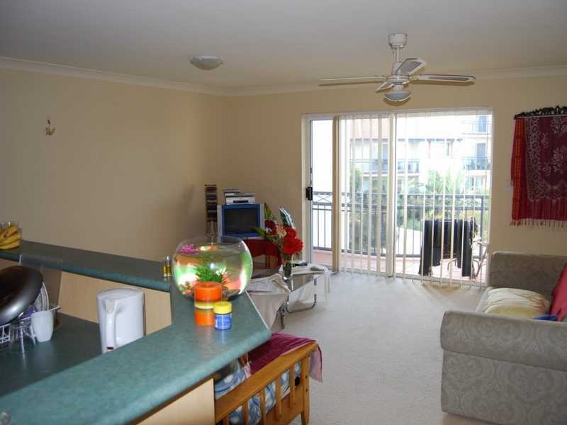 Unit 74/148 Marine  Parade, Southport QLD 4215