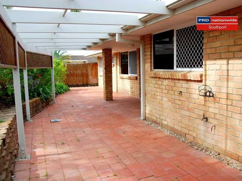 Unit 37/Summer Fields 33 Edmund Rice Drive, Southport QLD 4215