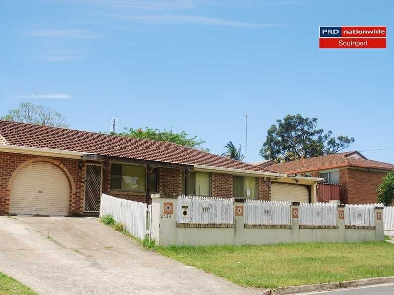 Unit/2/39 Terrigal Crescent, Southport QLD 4215