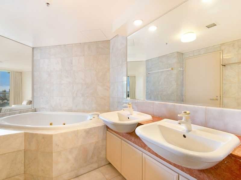 Apartment C18-2/75 Brighton Parade, Southport QLD 4215