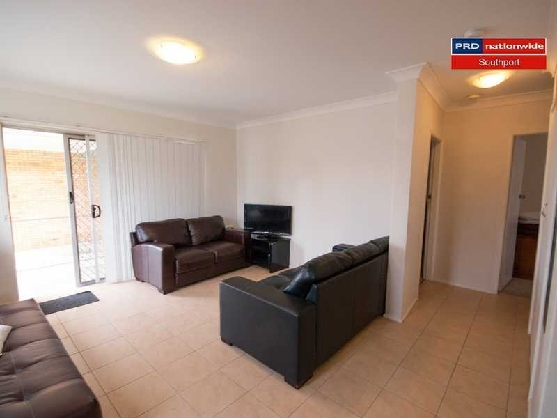 Unit 1/24 Stevens St, Southport QLD 4215