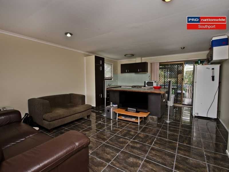 568 Nerang Rd, Ashmore QLD 4214