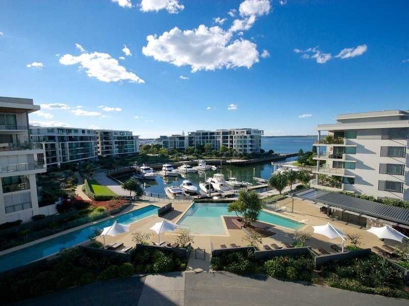 Apartment 3504/323 Bayview Street, Hollywell QLD 4216