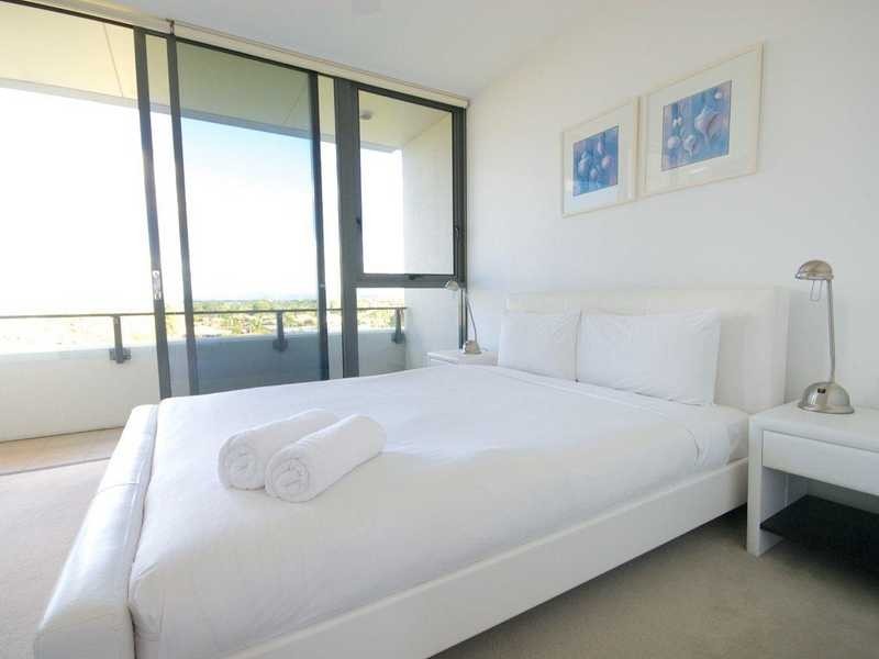 Apartment 3504/323 Bayview Street, Hollywell QLD 4216