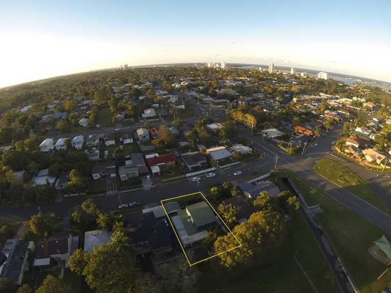 8 Chuter Avenue, Southport QLD 4215