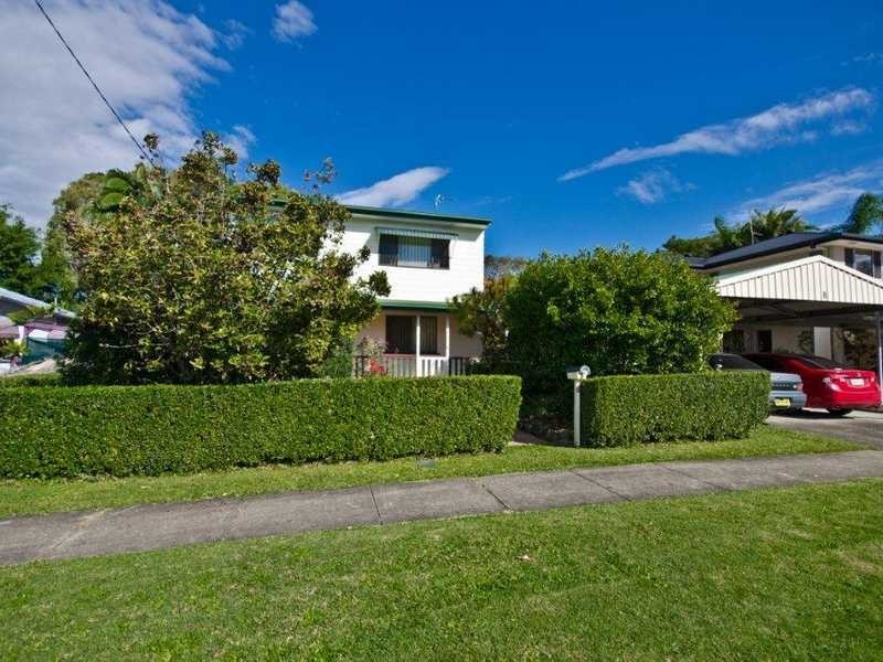 8 Chuter Avenue, Southport QLD 4215