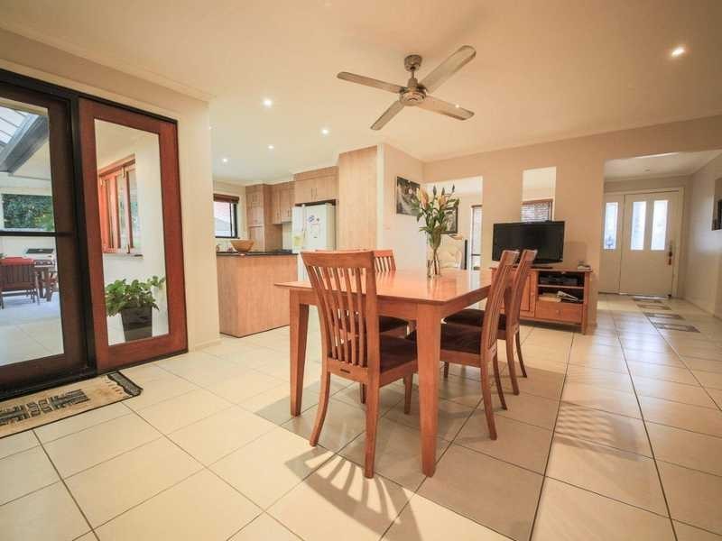 12 Koitaki Ct, Runaway Bay QLD 4216