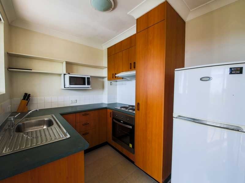 Unit 20/140 Marine Parade, Southport QLD 4215