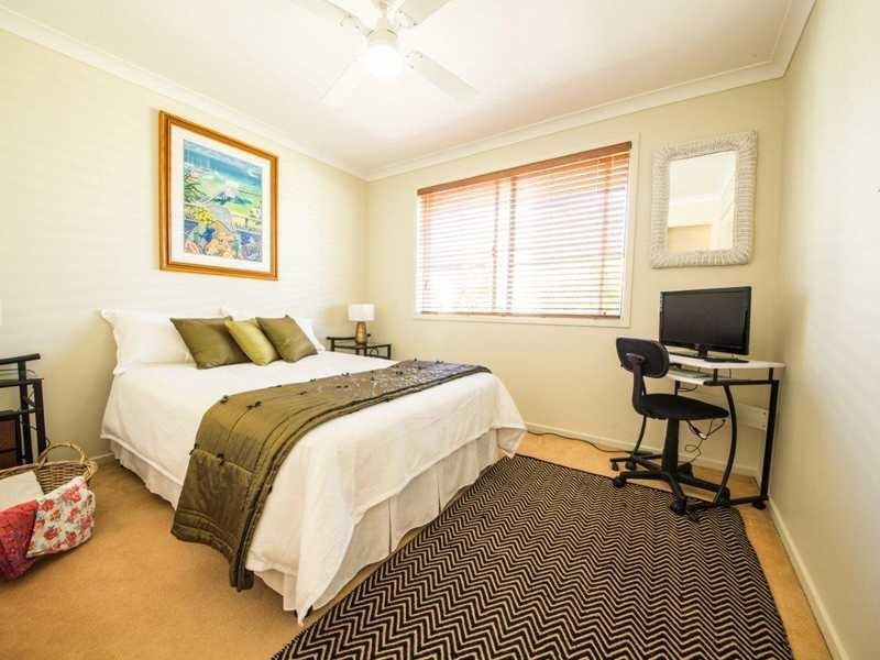 64 Campbell Street, Sorrento QLD 4217