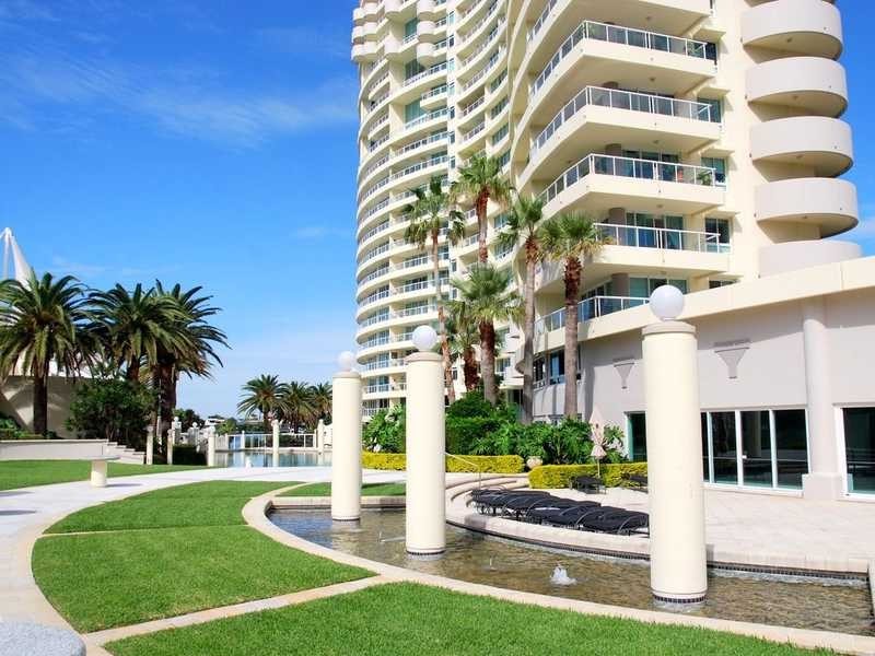 Apartment C4-2/75 Brighton Parade, Southport QLD 4215