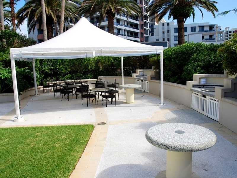 Apartment C4-2/75 Brighton Parade, Southport QLD 4215