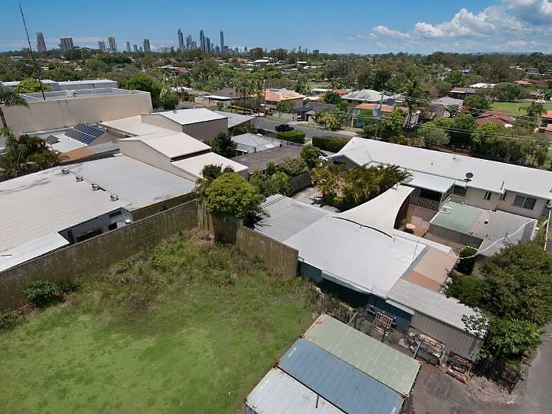 27A Margaret Street, Southport QLD 4215