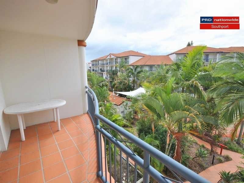 Unit 70/148 Marine  Parade, Southport QLD 4215