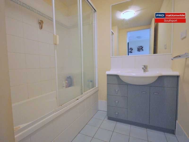 Unit 70/148 Marine  Parade, Southport QLD 4215