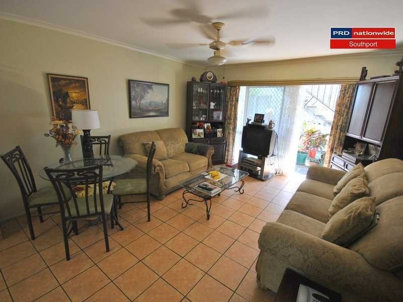 Unit 2/93 Queen St, Southport QLD 4215