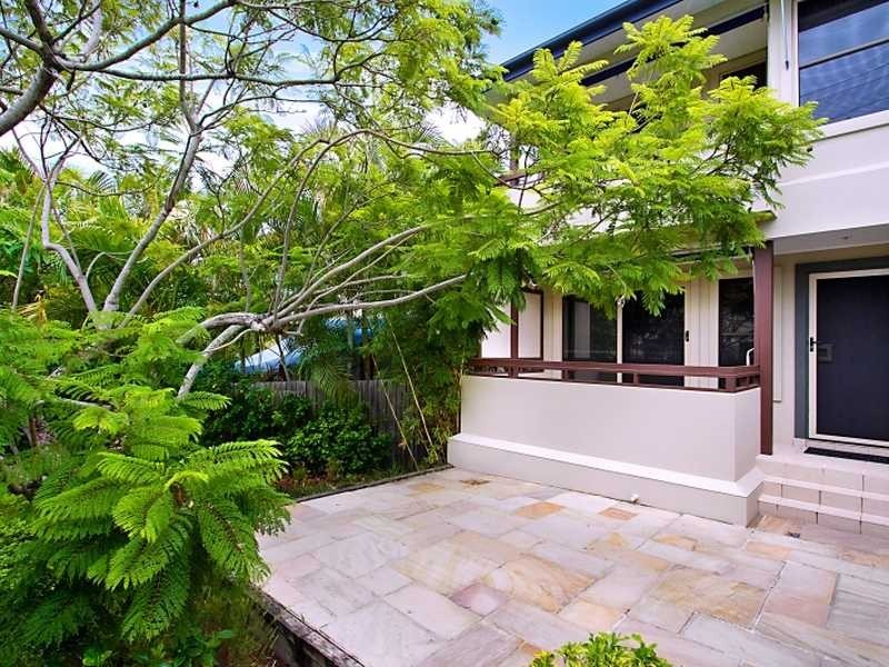 2/10 Tweed St, Southport QLD 4215