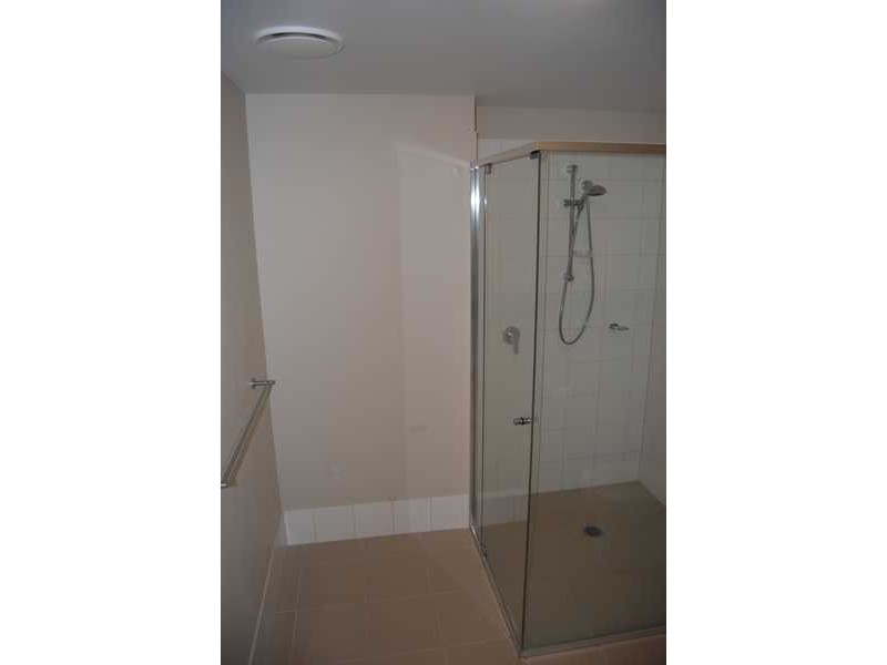 Unit 141/105 Scarborough Street, Southport QLD 4215