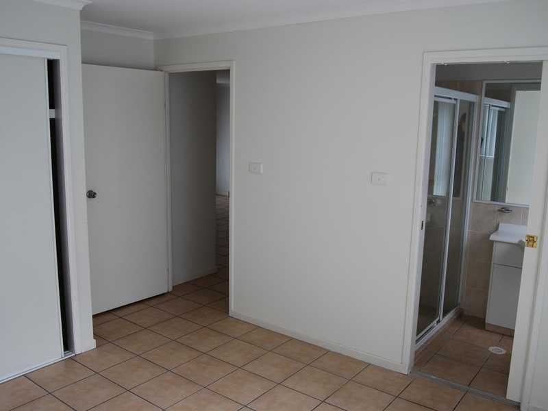 16A Loder Street, Biggera Waters QLD 4216