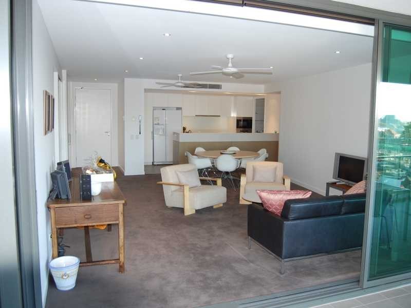 4405/323 Bayview Street, Hollywell QLD 4216