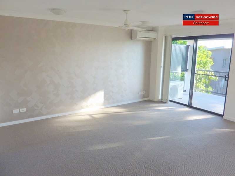Unit 27/15-17 Lloyd Street, Southport QLD 4215