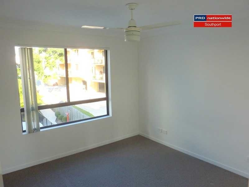 Unit 27/15-17 Lloyd Street, Southport QLD 4215