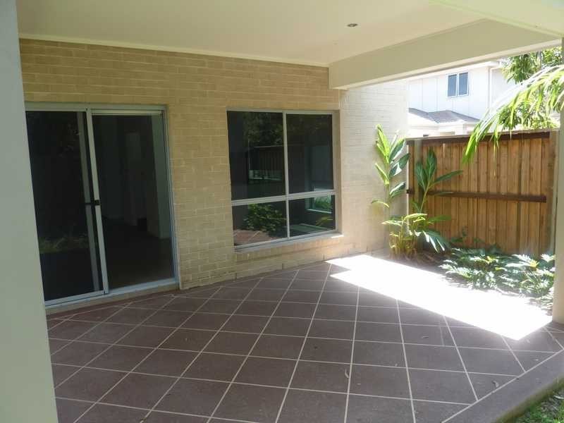 Unit 5/16 – 18 Geoff Wolter Drive, Molendinar QLD 4214
